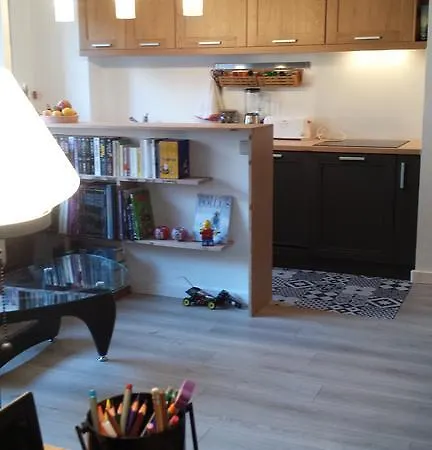 Oda ve Kahvaltı Aligre 4*